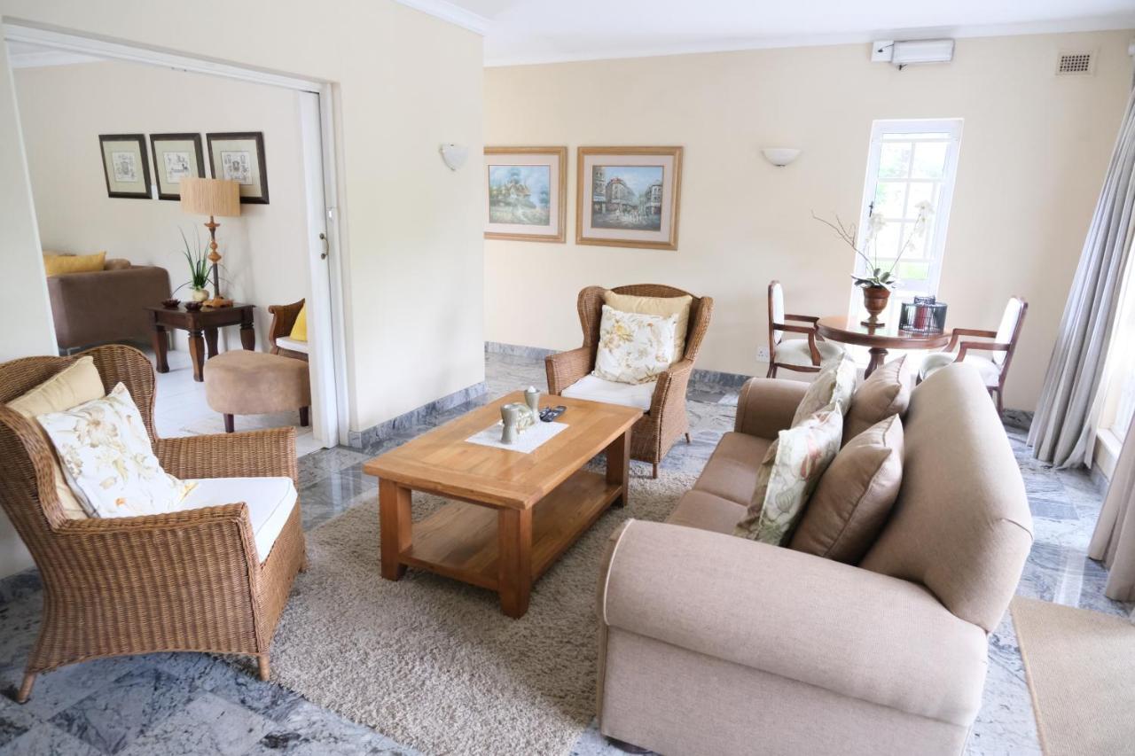 The Whitehouse Bed And Breakfast Durban Exterior photo