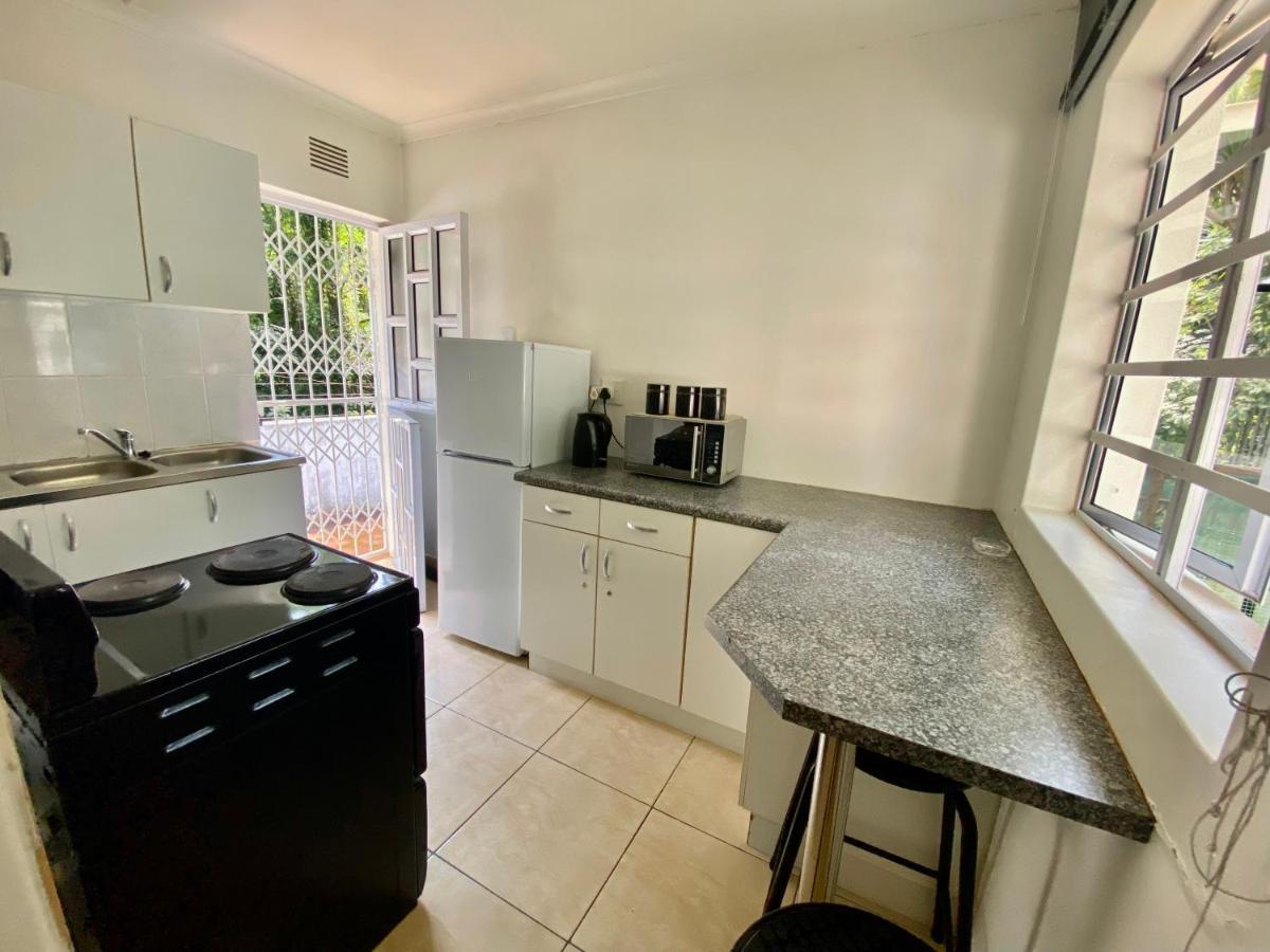 The Whitehouse Bed And Breakfast Durban Exterior photo